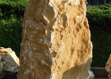 Soliterní kameny Žula
